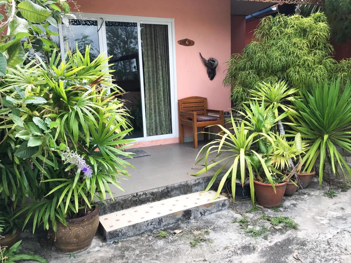 Discovery House Hotel Sha Plus Nai Yang Beach Esterno foto
